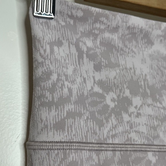 Athleta Elation Tights Pink Women’s Size M High Rise Abstract Floral - Picture 3 of 8